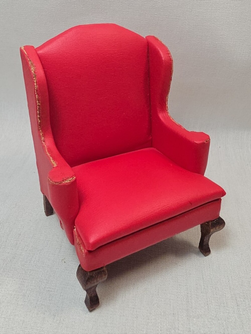 Doll House Gentlemen’s Chair Mahogany Red 1:12 Scale Doll House Miniature Chair